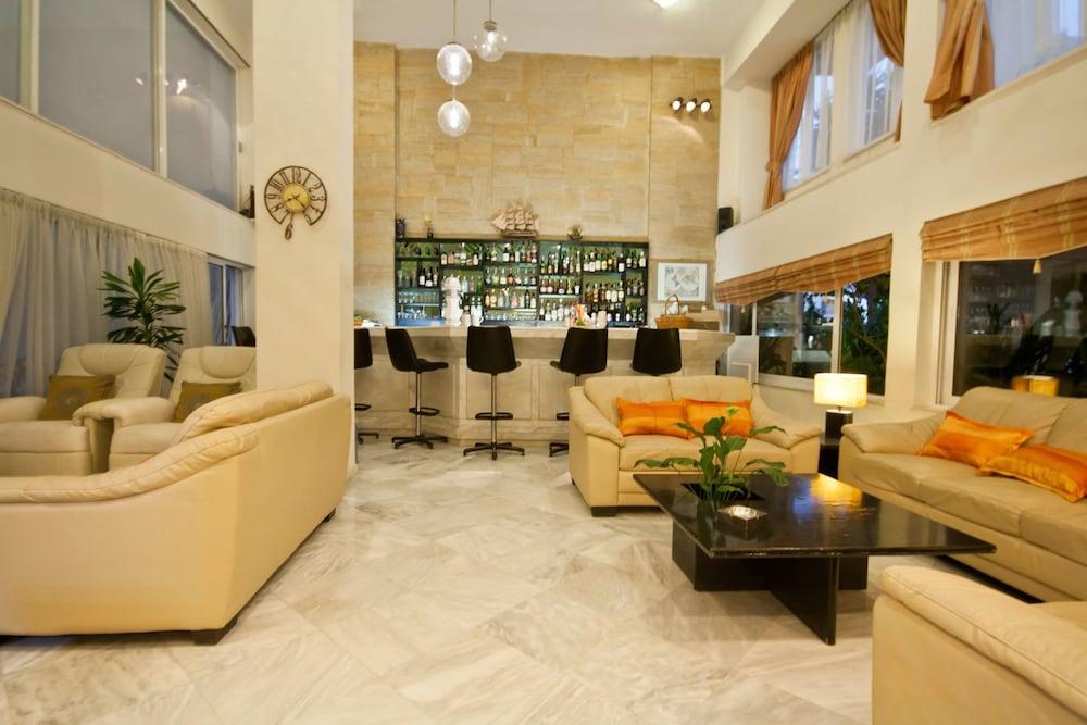 Liberty Hotel Ретимно Экстерьер фото