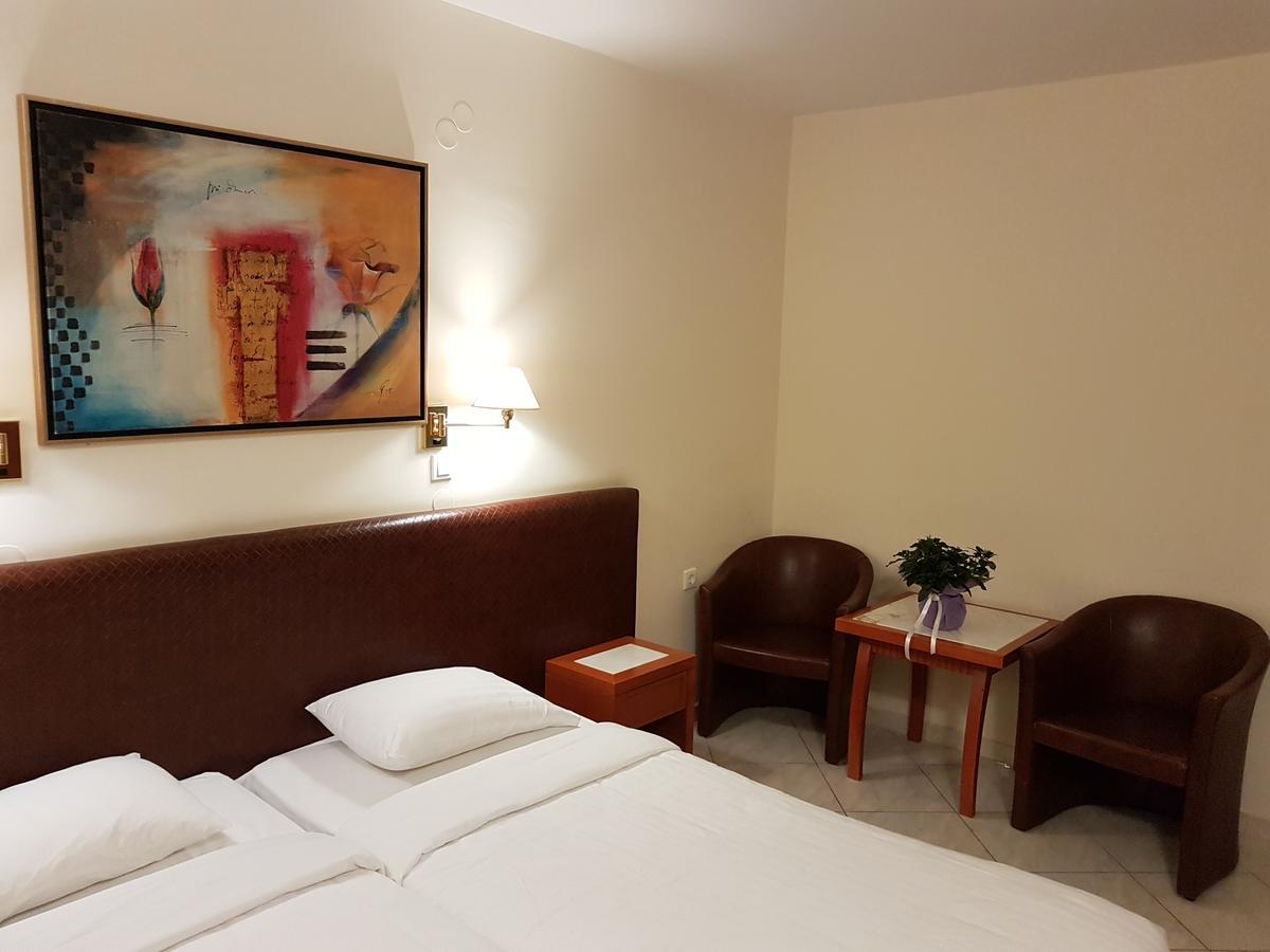 Liberty Hotel Ретимно Экстерьер фото